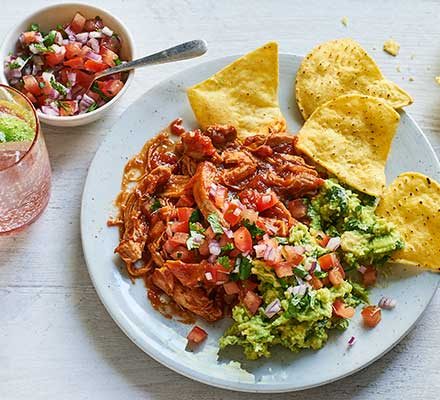 https://www.pontalo.net - Chipotle chicken tinga