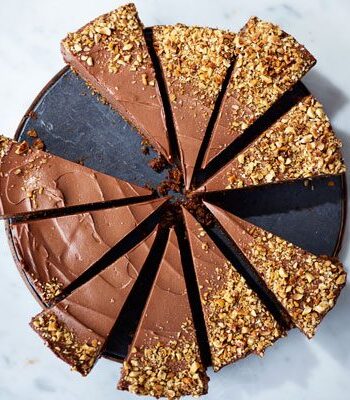 https://www.pontalo.net - Chocolate hazelnut ice cream cheesecake