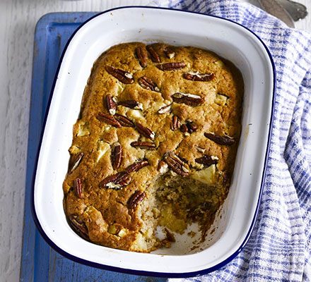 https://www.pontalo.net - Cinnamon apple pecan pudding