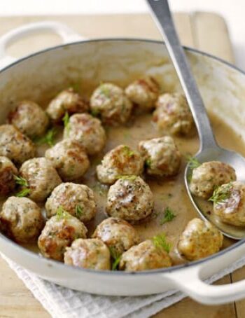 https://www.pontalo.net - Classic Swedish meatballs