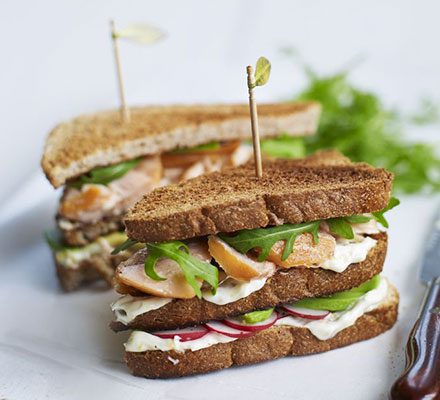 https://www.pontalo.net - Salmon club sandwich