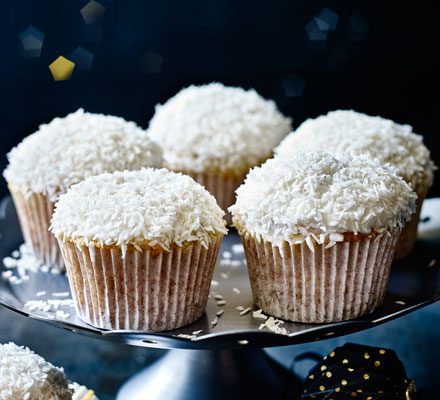 https://www.pontalo.net - Coconut cupcakes