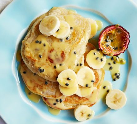 https://www.pontalo.net - Coconut & banana pancakes