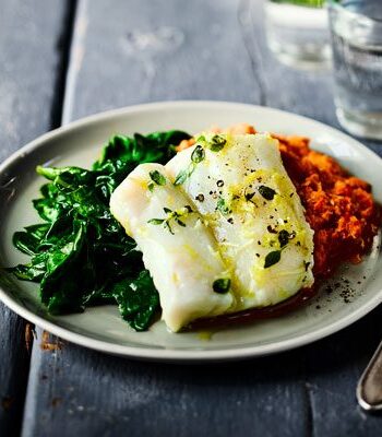 https://www.pontalo.net - Herb & garlic baked cod with romesco sauce & spinach