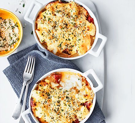 https://www.pontalo.net - Cod mornay with cauliflower & chorizo