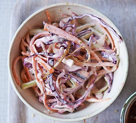 https://www.pontalo.net - Tangy cabbage slaw