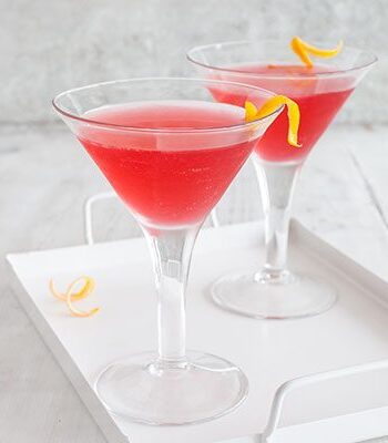 https://www.pontalo.net - Cosmopolitan cocktail