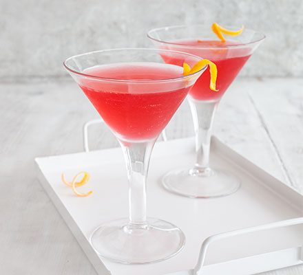 https://www.pontalo.net - Cosmopolitan cocktail