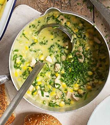 https://www.pontalo.net - Creamy chicken & sweetcorn soup