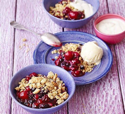 https://www.pontalo.net - Very-berry oat crumble