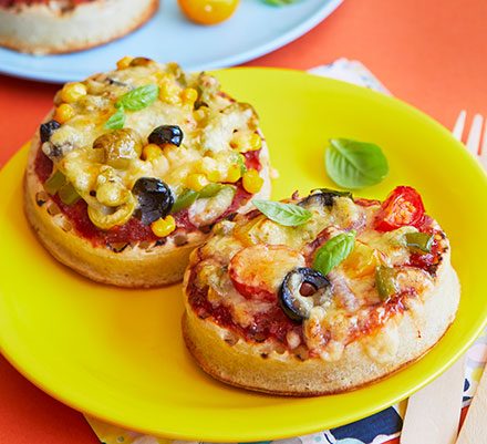 https://www.pontalo.net - Crumpet pizzas