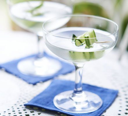 https://www.pontalo.net - Cucumber martinis