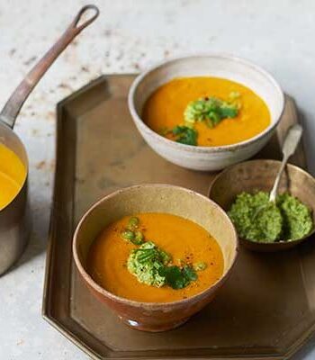 https://www.pontalo.net - Curried carrot soup with cashew & coriander salsa