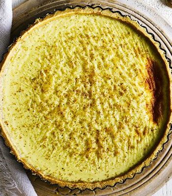 https://www.pontalo.net - Custard & nutmeg tart