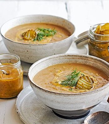 https://www.pontalo.net - Danish-style yellow split pea soup