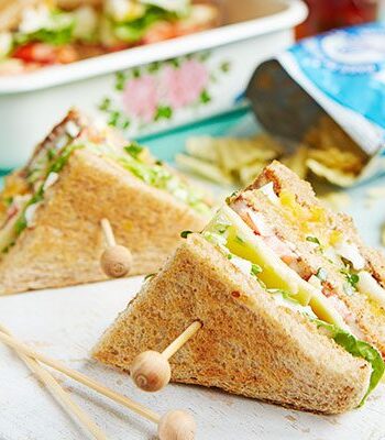 https://www.pontalo.net - Egg & cress club sandwich