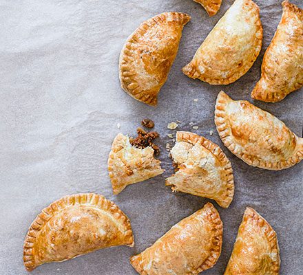 https://www.pontalo.net - Beef & chorizo empanadas