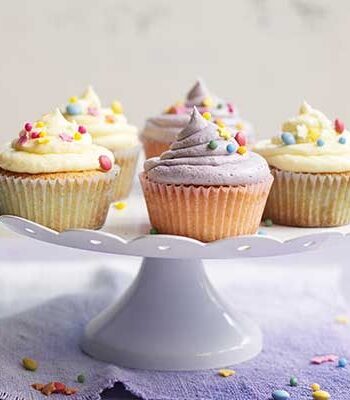 https://www.pontalo.net - Vanilla cupcakes