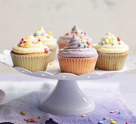 https://www.pontalo.net - Vanilla cupcakes