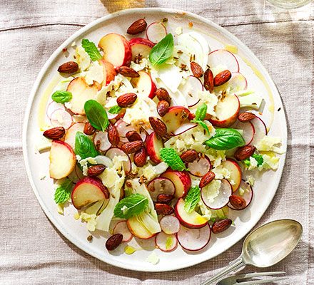 https://www.pontalo.net - Shaved fennel & radish salad with pickled peaches