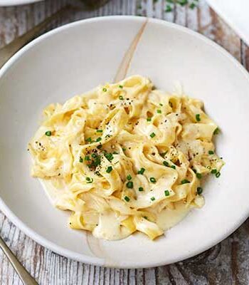 https://www.pontalo.net - Fettuccine alfredo