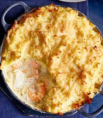 https://www.pontalo.net - Creamy fish & leek pie