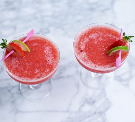 https://www.pontalo.net - Strawberry daiquiri