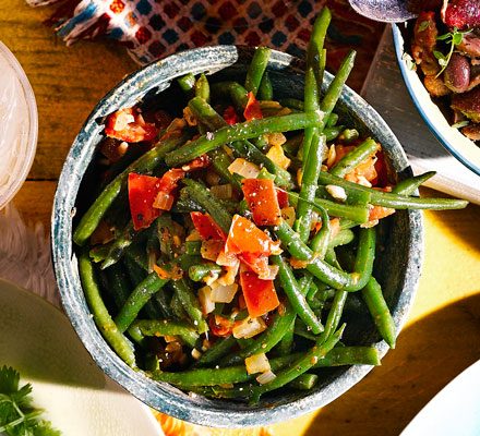 https://www.pontalo.net - Fry bodi (Caribbean green beans)