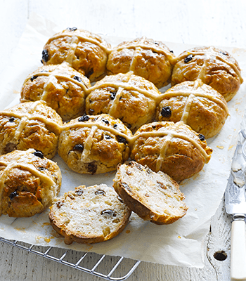 https://www.pontalo.net - Gluten-free hot cross buns