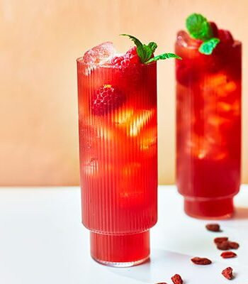 https://www.pontalo.net - Goji berry & raspberry cooler