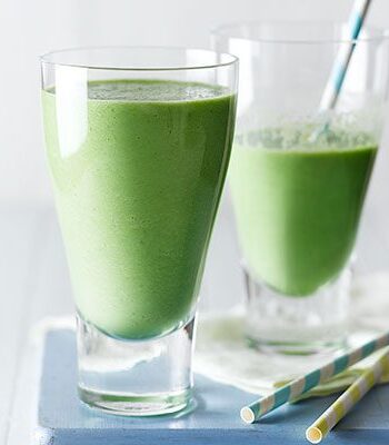 https://www.pontalo.net - Green breakfast smoothie