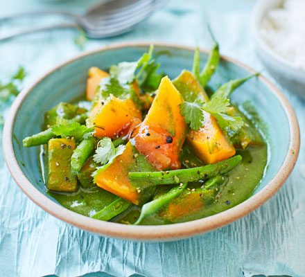 https://www.pontalo.net - Green masala butternut squash curry