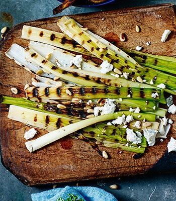 https://www.pontalo.net - Griddled leeks & goat's cheese