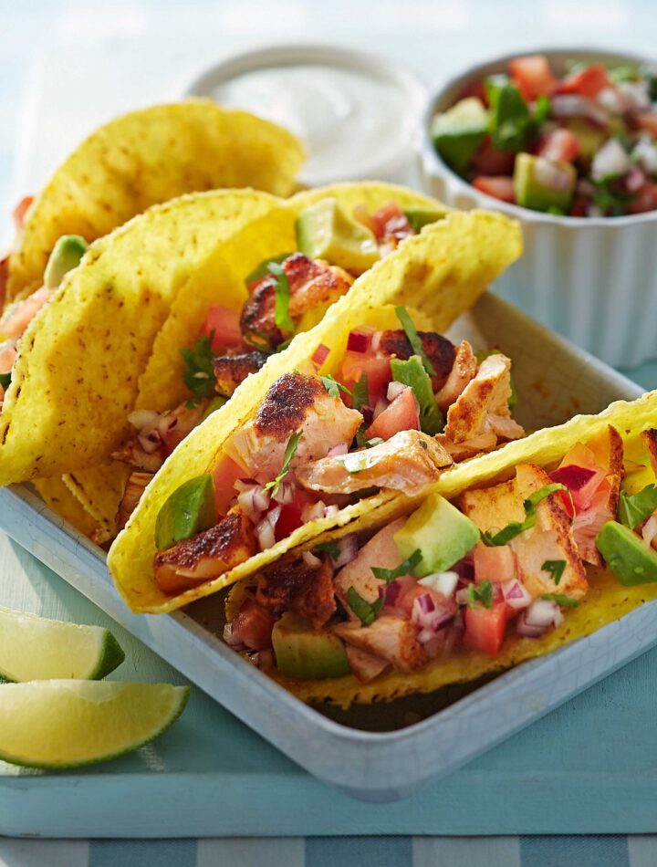 https://www.pontalo.net - Grilled salmon tacos with avocado salsa