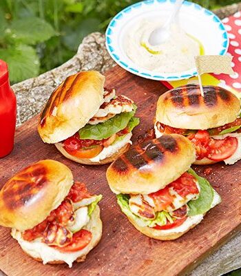 https://www.pontalo.net - Halloumi burgers