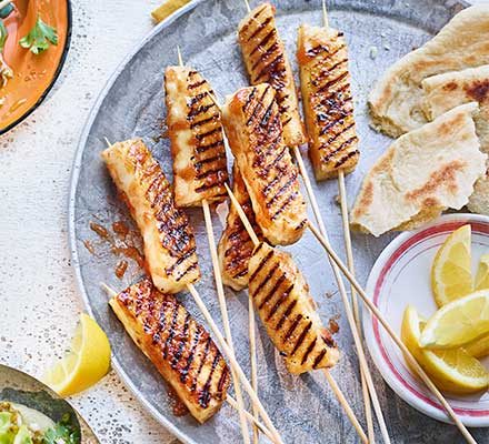 https://www.pontalo.net - Membrillo-glazed halloumi skewers