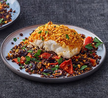 https://www.pontalo.net - Harissa-crumbed fish with lentils & peppers