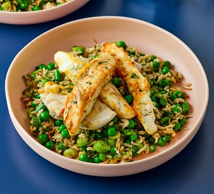 https://www.pontalo.net - Herby fish fingers with Chinese-style rice