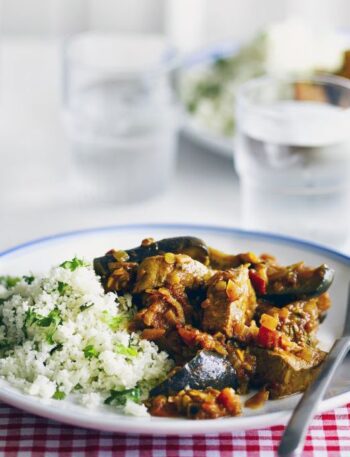 https://www.pontalo.net - Home-style pork curry with cauliflower rice