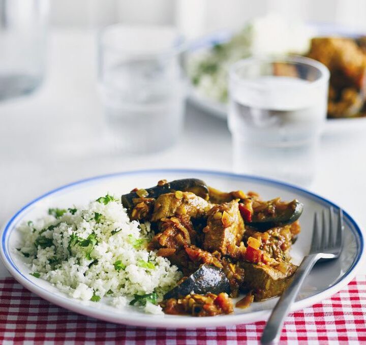 https://www.pontalo.net - Home-style pork curry with cauliflower rice