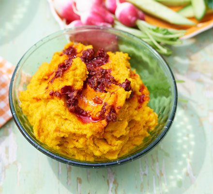 https://www.pontalo.net - Carrot & cumin hummus with swirled harissa