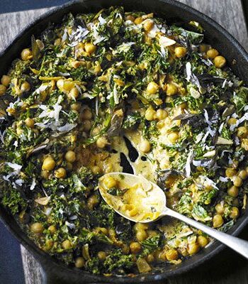 https://www.pontalo.net - Kale with chana & coconut