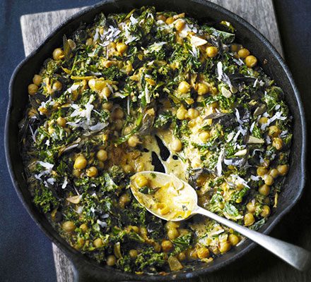 https://www.pontalo.net - Kale with chana & coconut