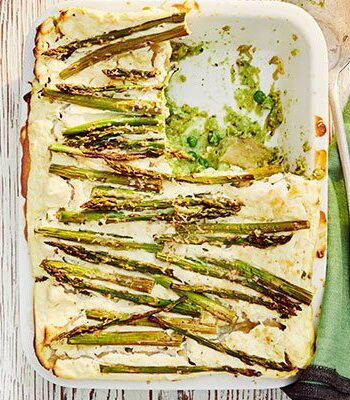 https://www.pontalo.net - Asparagus & broad bean lasagne