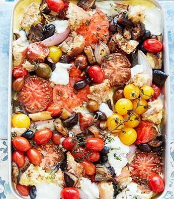 https://www.pontalo.net - Lazy summer tomato & sourdough traybake