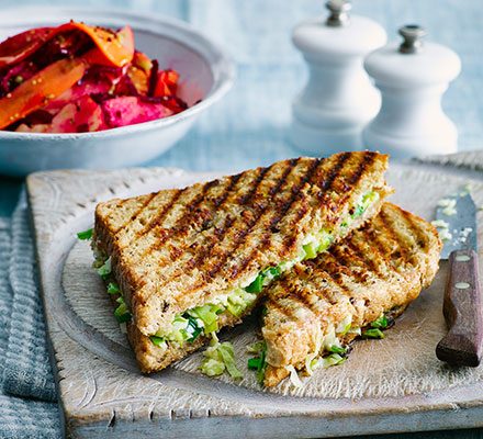 https://www.pontalo.net - Cheese & leek toasties with quick pickle