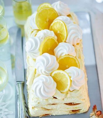 https://www.pontalo.net - Lemon meringue fridge cake