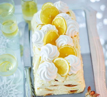 https://www.pontalo.net - Lemon meringue fridge cake