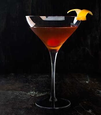 https://www.pontalo.net - Sweet manhattan cocktail