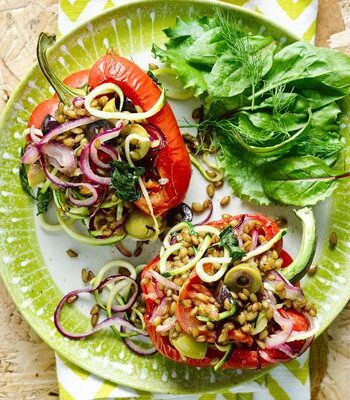 https://www.pontalo.net - Mediterranean spelt-stuffed peppers